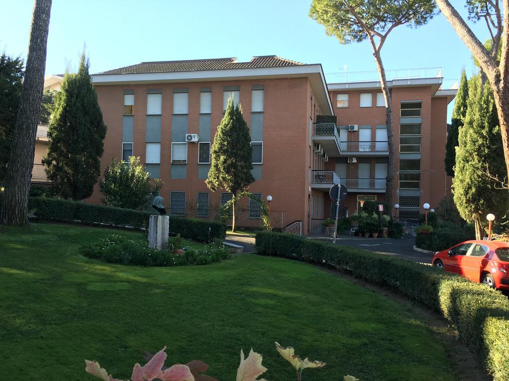 Casa Nostra Signora Hotel Isola Farnese Exterior photo